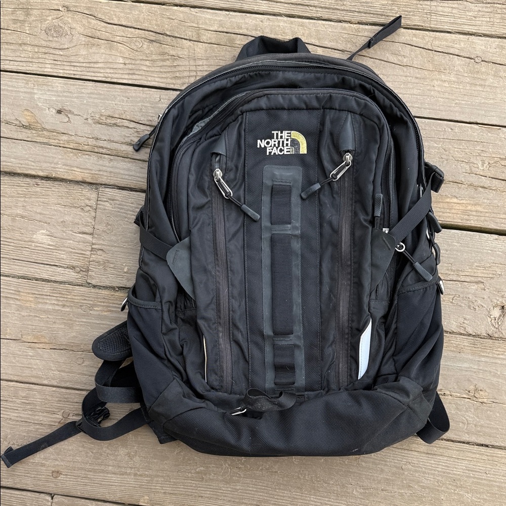 The North Face “Box Shot” Classic Black Backpack
